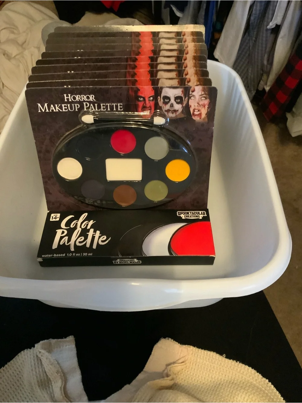 11 sets - 8 colors Horror Makeup Color Palette plus 3 color palette